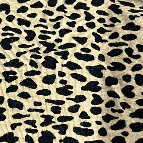 BG Girls leopard mock turtleneck. Great layering piece. Super soft. Sz5 - Picture 2 of 3